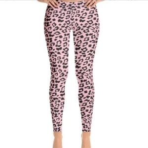 BEE STRONG Pink Leopard Print Active Leggings | M